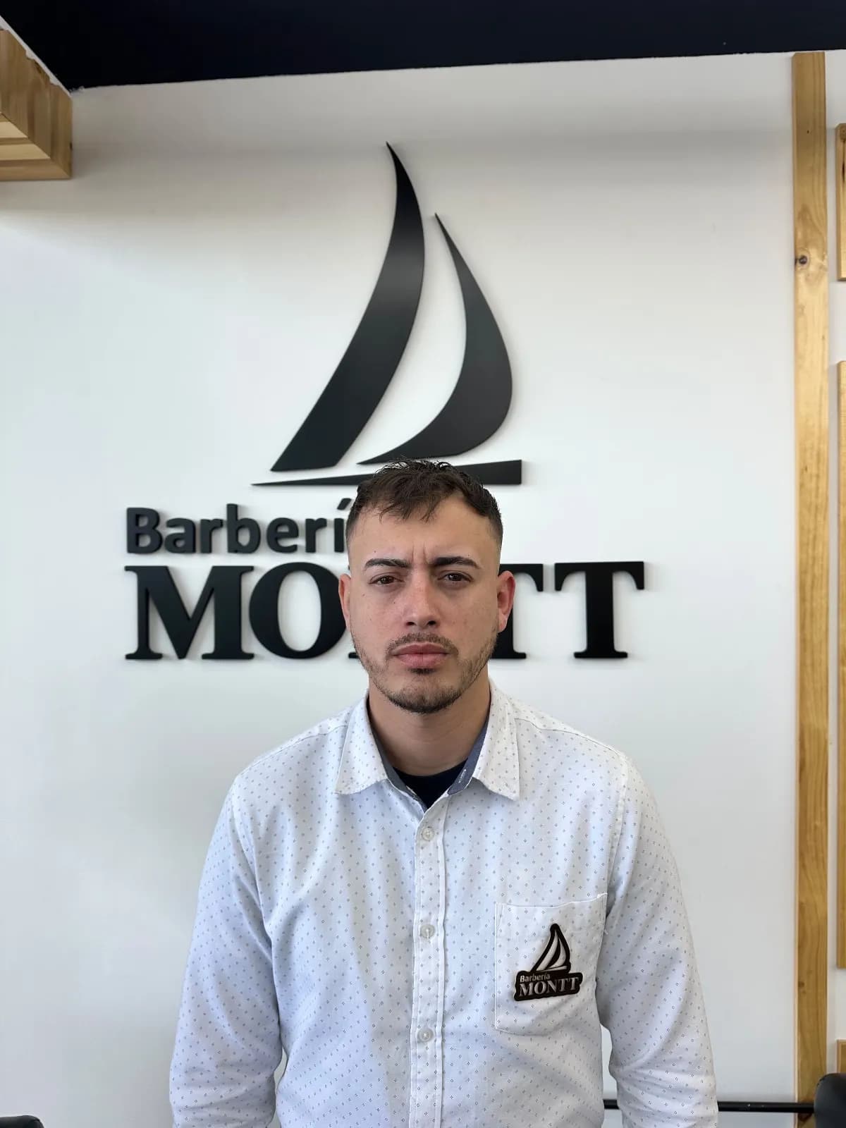 Cristopher, barbero de Barbería Montt Temuco
